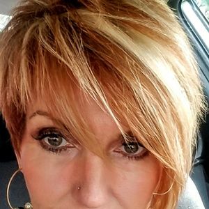 Meet your Posher, Sherry